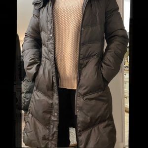 Andrew Marc New York down coat. Small/ Size 4
